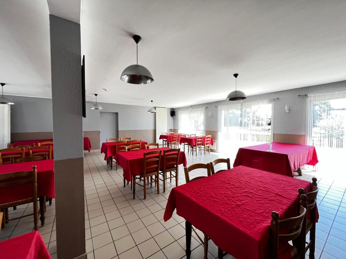 Hotel Les Montois Céaux Eksteriør bilde