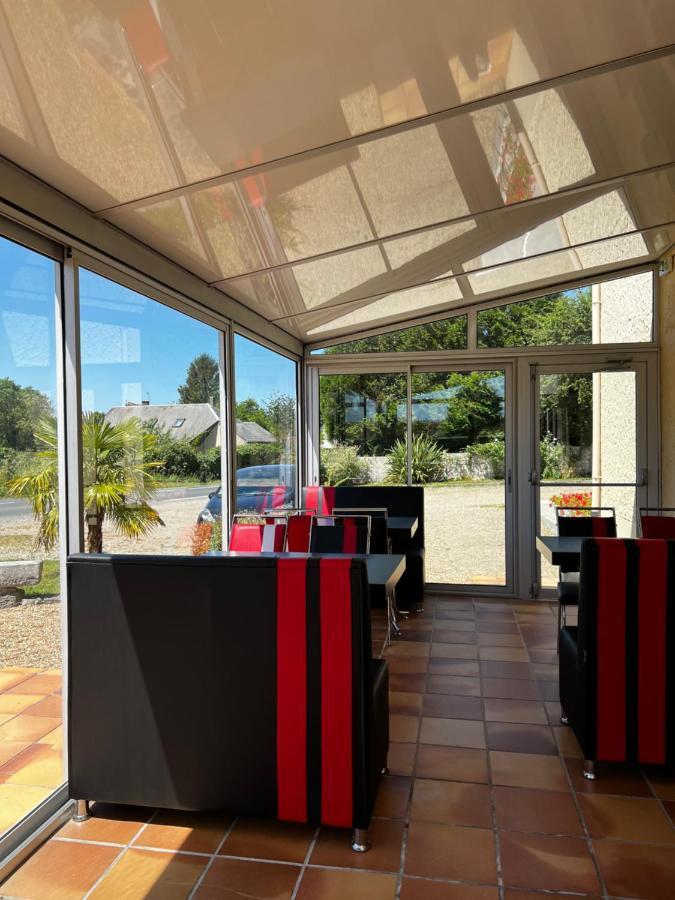 Hotel Les Montois Céaux Eksteriør bilde