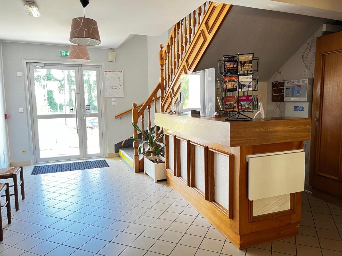 Hotel Les Montois Céaux Eksteriør bilde